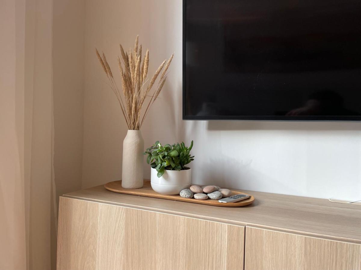 Sunny Apartment With Forest View Juodkrantė المظهر الخارجي الصورة